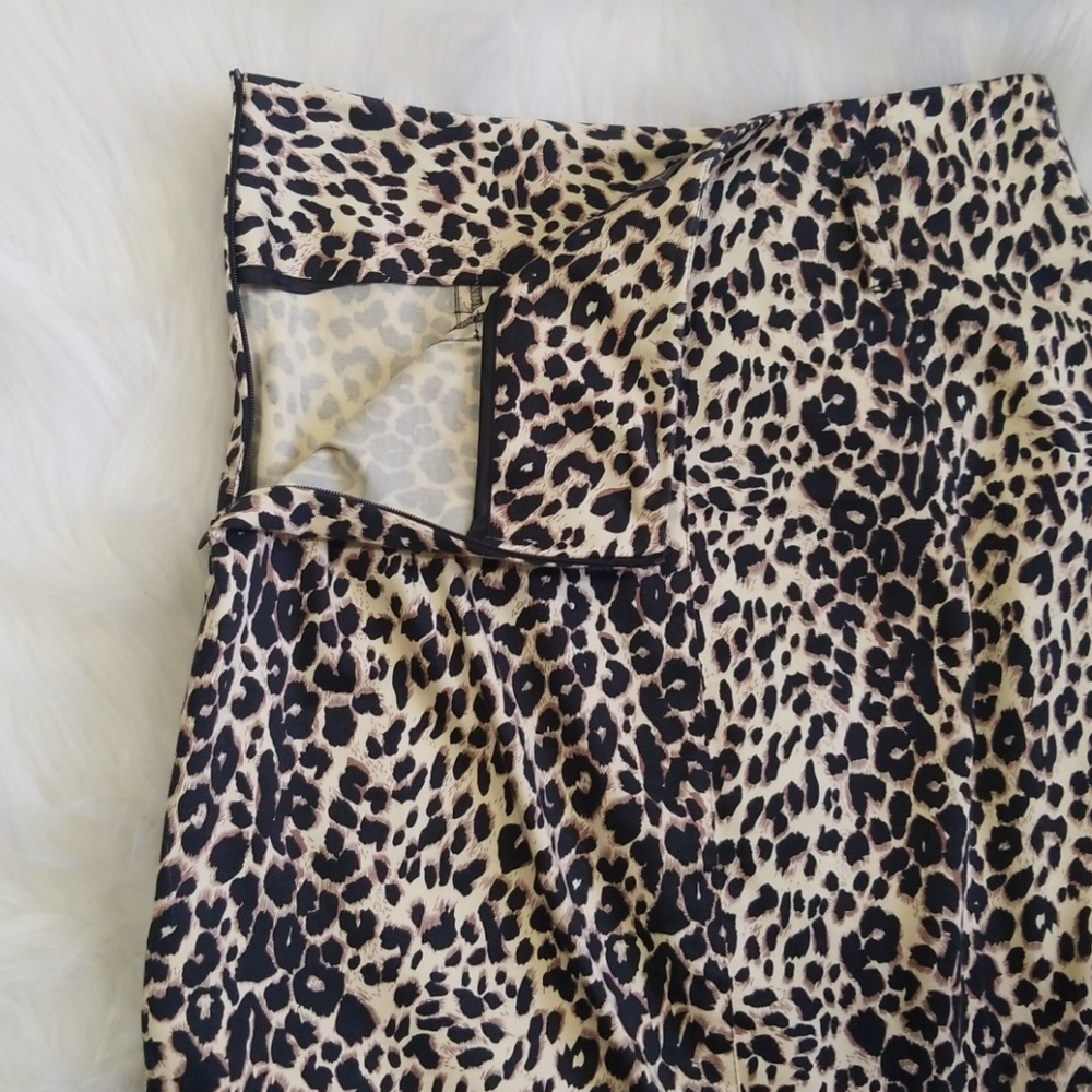 Animal Print mini skirt, twenty one. Size M - Picture 5 of 8